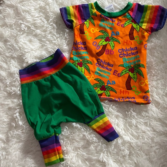 3-6 months Chicka Chicka Boom Boom outfit - Picture 1 of 3